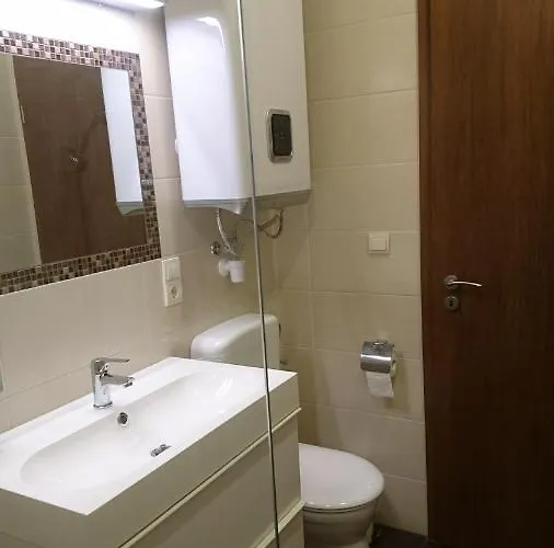 Πανσιόν Corner Vendeghaz