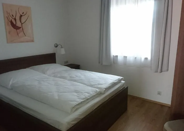 Corner Vendeghaz 3* Veszprém