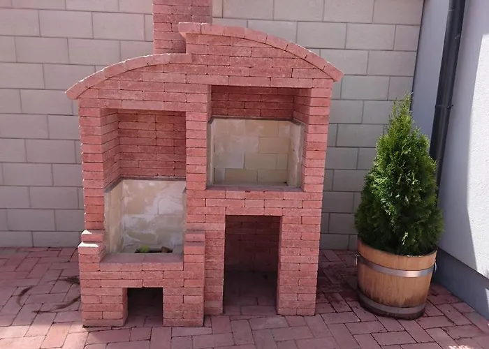 Corner Vendeghaz Πανσιόν