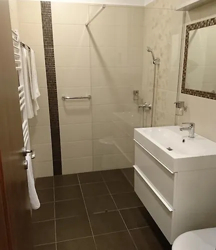 Πανσιόν Corner Vendeghaz 3*